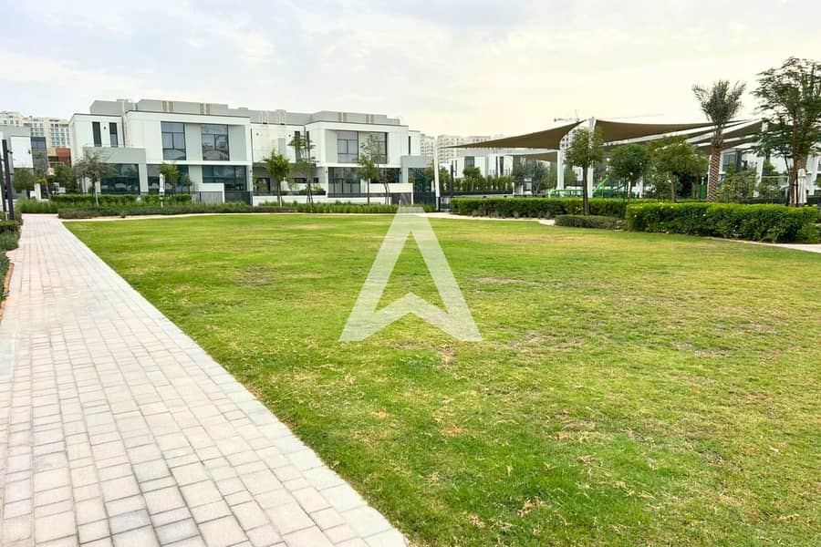 RESALE | 4BR + Maid's Room | On the Park