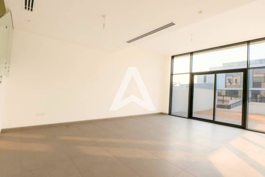 RESALE | 4BR + Maid's Room | On the Park