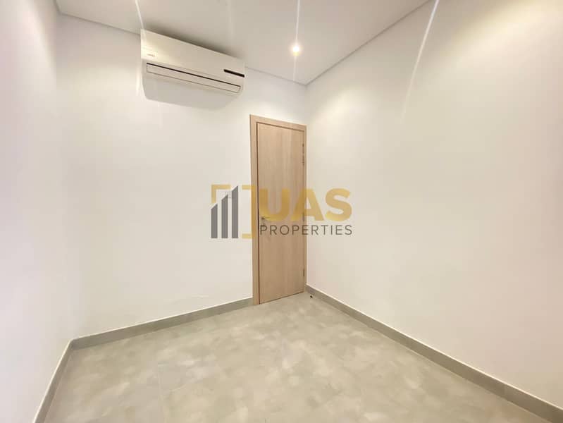 Huge Layout | Maidroom | Prime Location | Exquisite Finishing - Image 10