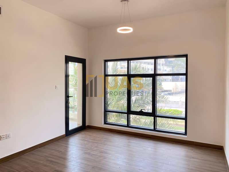 Huge Layout | Maidroom | Prime Location | Exquisite Finishing - Image 15