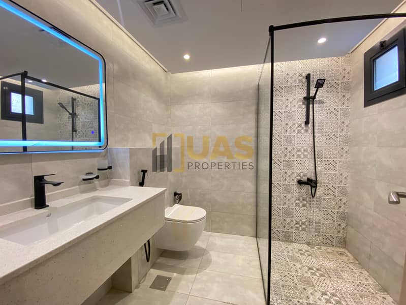 Huge Layout | Maidroom | Prime Location | Exquisite Finishing - Image 19