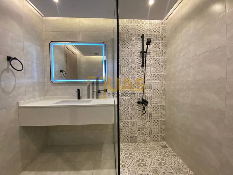 Huge Layout | Maidroom | Prime Location | Exquisite Finishing - Image 26