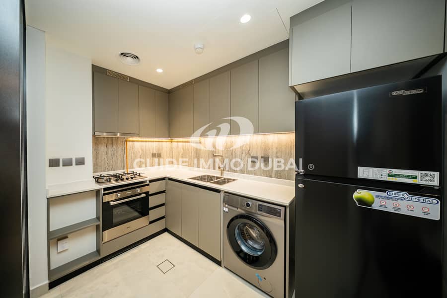 Modern Luxury | Fully Furnished | Spacious | Ready to Move - Image 29