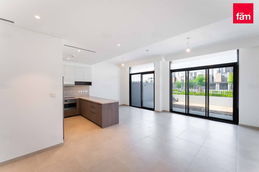 Ranim Premium Location Park Facing | Brand New