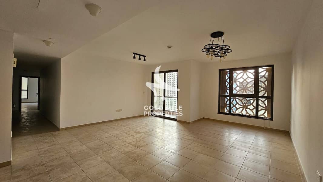 Ready to Move - Sea View - Spacious 3 bedroom Layout