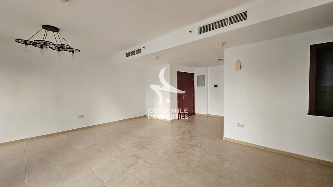 Ready to Move - Sea View - Spacious 3 bedroom Layout