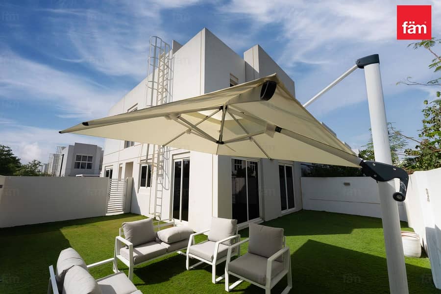 Modern 4 Bedroom |Townhouse | Private Garden - Image 9