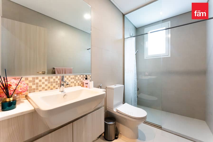 Modern 4 Bedroom |Townhouse | Private Garden - Image 28