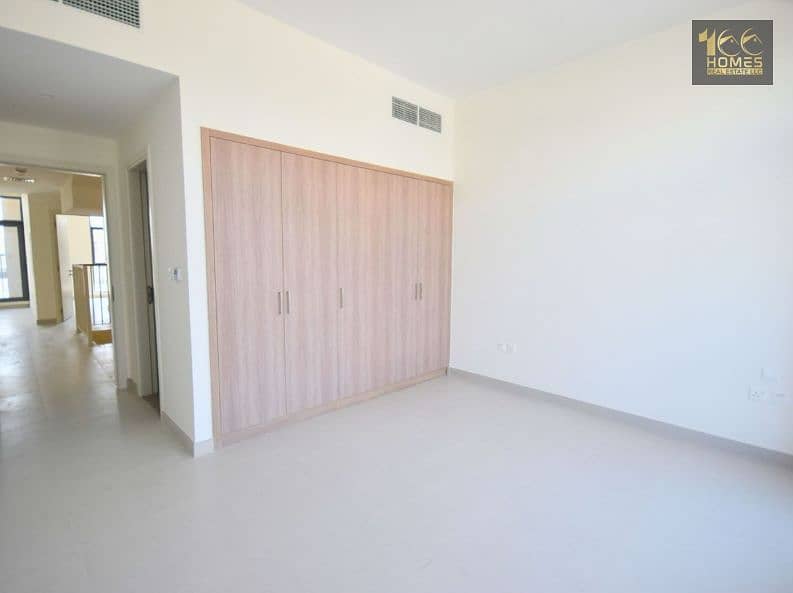 Luxurious | Semi Detach | Fully Maintained | High End Ameneties