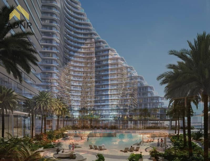 iconic tower / luxury living / high floor / high quality / marina view