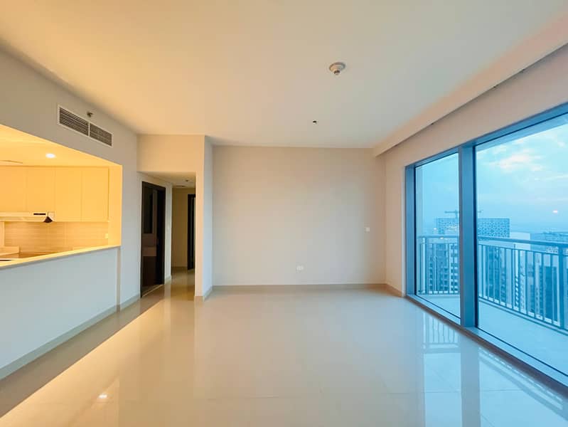 STUNNING VIEW OF DUBAI CREEK & BURJ KHALIFA 3-BEDROOM PLUS MAID - Image 10