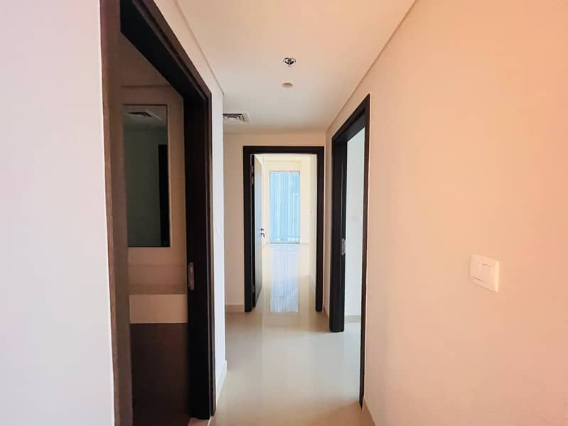 STUNNING VIEW OF DUBAI CREEK & BURJ KHALIFA 3-BEDROOM PLUS MAID - Image 12