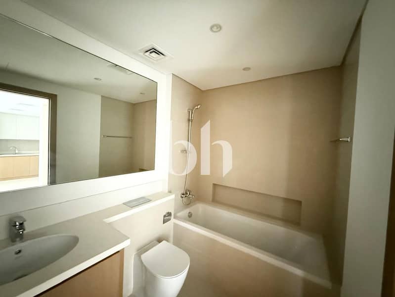 Vacant | Spacious | Chiller Free - Image 10