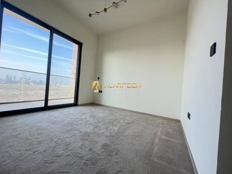 1 bhk Apartment | with best ammenities | Marina View