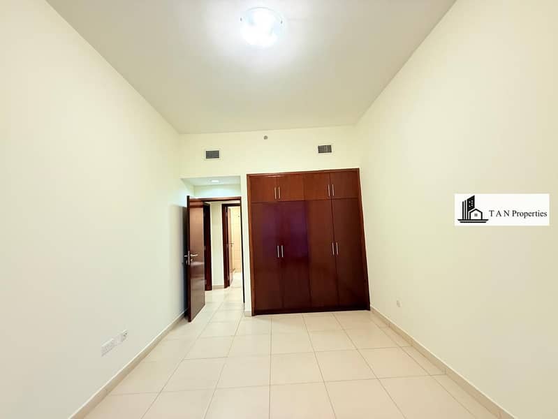 Chiller Free | Spacious with Kitchen Appliances | All Amenities - Image 11
