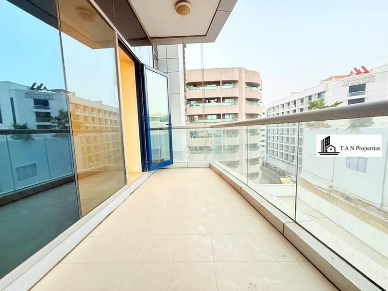 Chiller Free | Spacious with Kitchen Appliances | All Amenities - Image 13