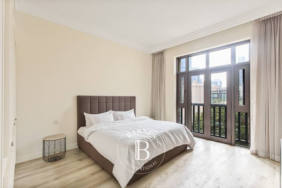 Fully Renovated | New AC and Piping | Vacant - Image 7