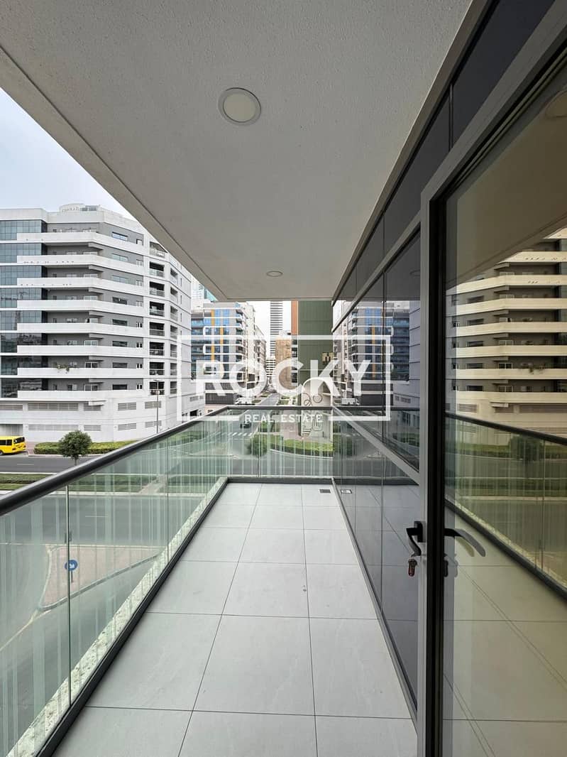 2 B/R with Balcony | Pool & Gym | Jumeirah Garden City. - Image 6