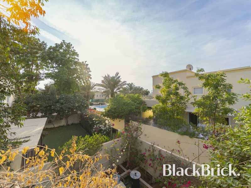 Upgraded Stand Alone Villa | Near pool and Park