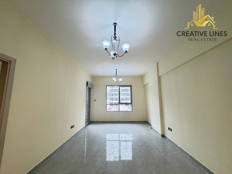 LUXURY SPACIOUS MODERN 1 BEDROOM// HUGE SIZE// SAMI CLOSE KITCHEN// READY TO MOVE