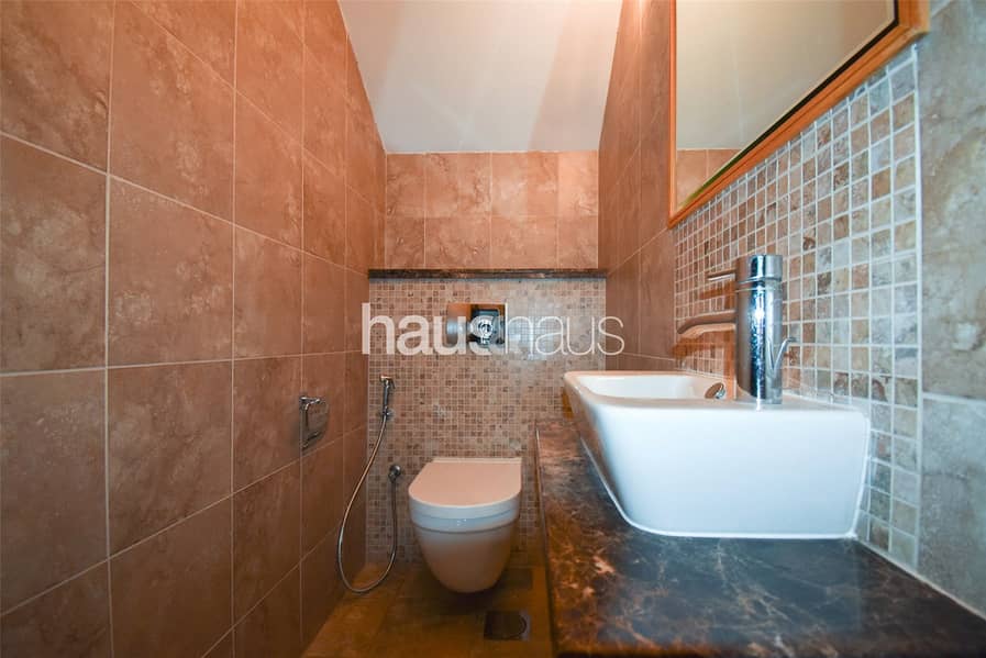 Legacy Small | Private Pool | 3 BR + Maid