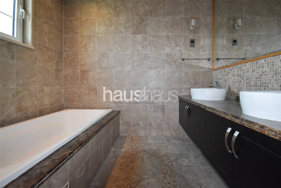 Legacy Small | Private Pool | 3 BR + Maid - Image 9