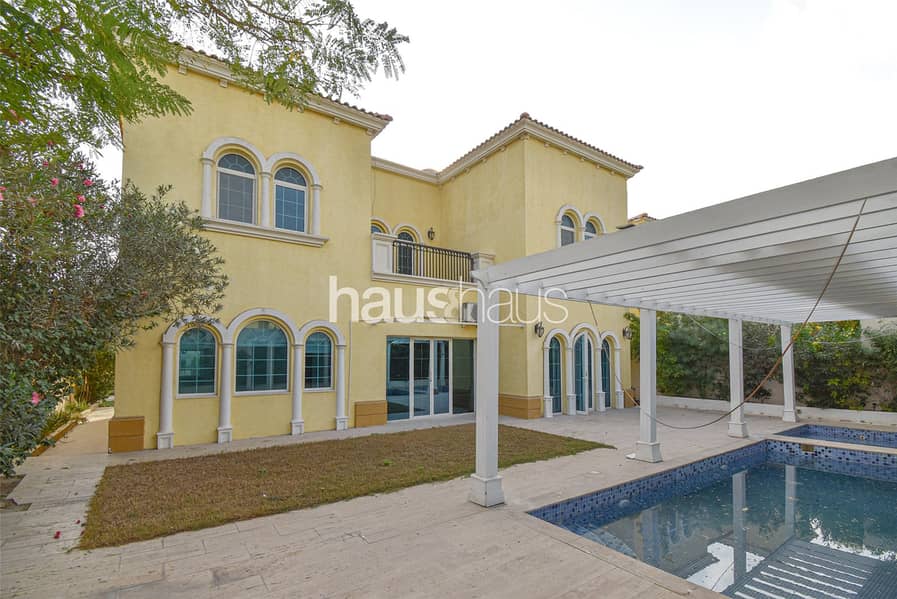 Legacy Small | Private Pool | 3 BR + Maid - Image 12