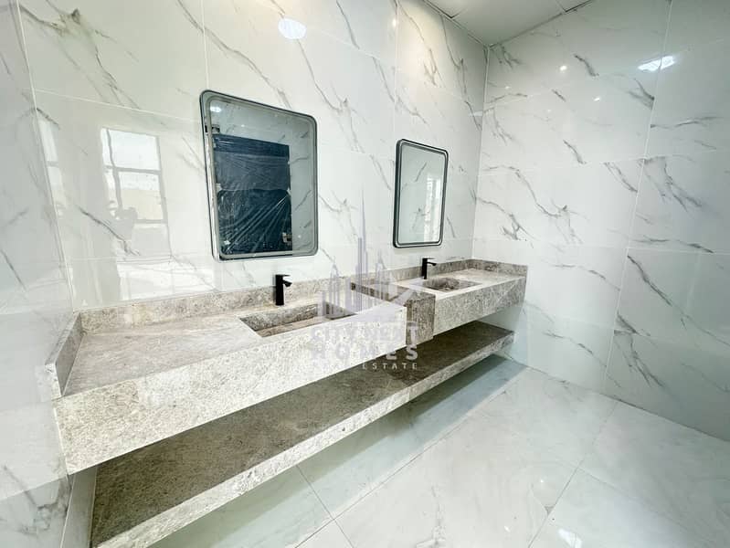 Brand New 9 Bedrooms With Beautiful Roof Terrace - Image 10