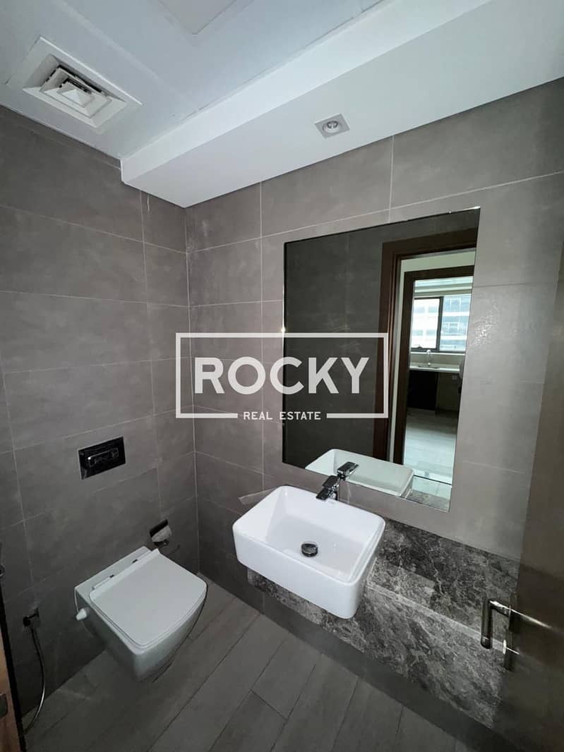 1 B/R | Pool & Gym | Jumeirah Garden City. - Image 8