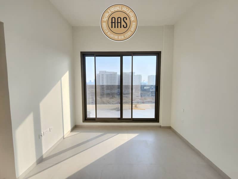 Brand new penthouse 3BR with maids || private terrace on roof || only rent 190k || full amenities || arjan - Image 14
