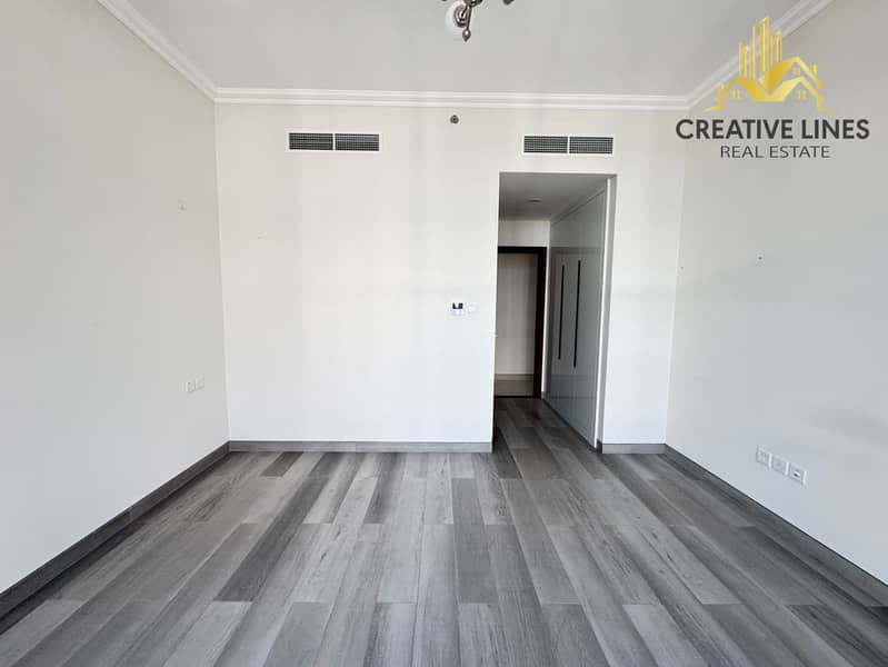 2 BEDROOM // WITH MAID ROOM // HUGE SIZE// CLOSE KITCHEN// READY TO MOVE