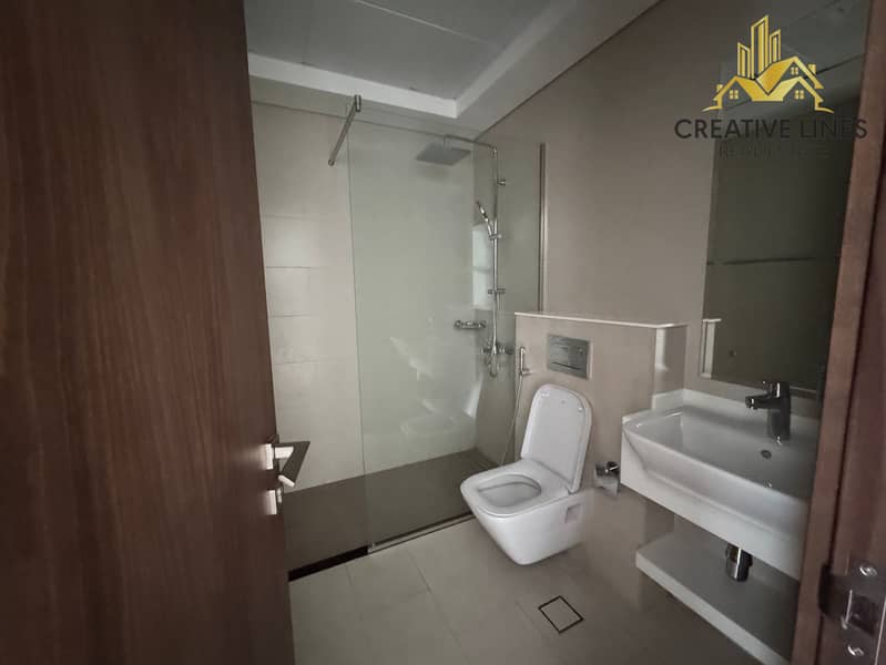 2 BEDROOM // WITH MAID ROOM // HUGE SIZE// CLOSE KITCHEN// READY TO MOVE - Image 14