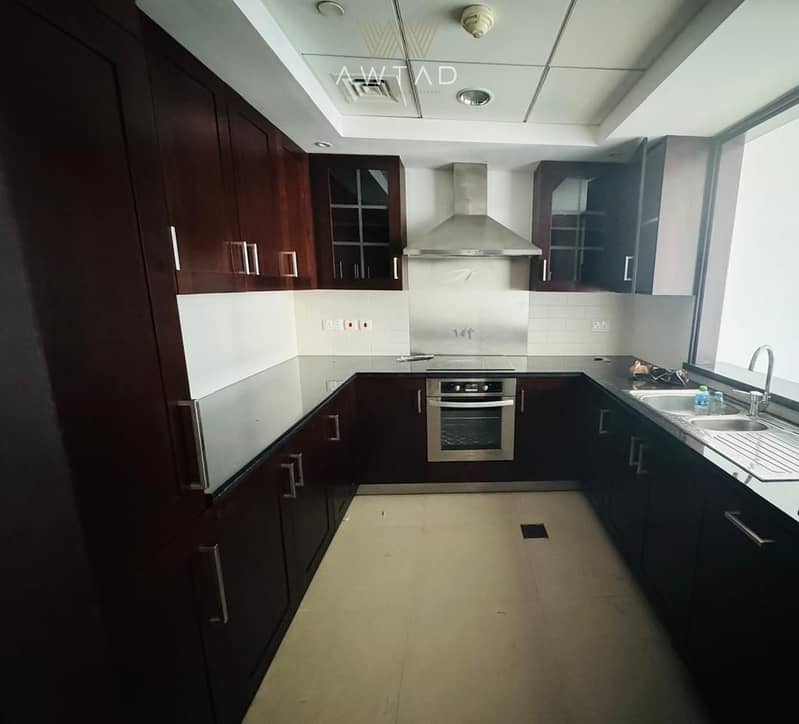 BURJ KHALIFA FOUNTAIN VIEW | Spacious 1 BHK with Maid Room