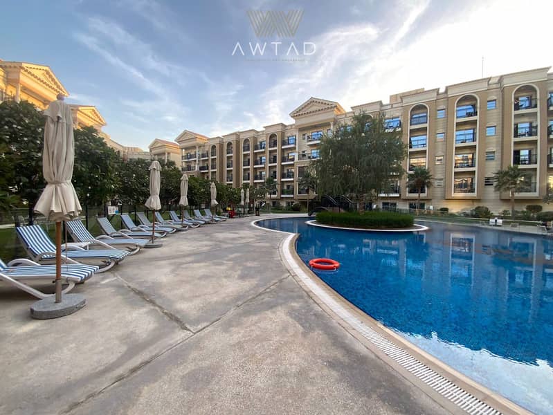 Vacant | Fully Furnished | Road View | Huge Layout - Image 6