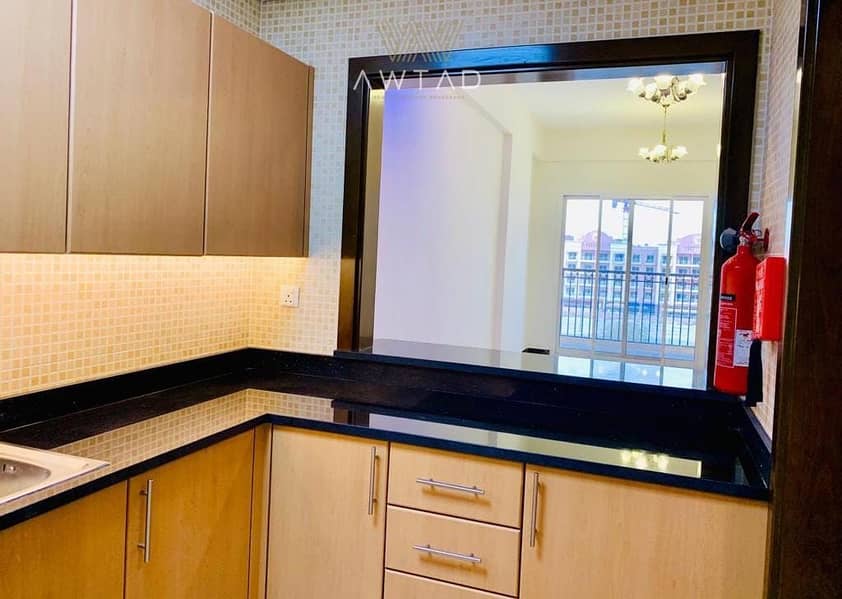 Vacant and Ready | Unique Layout | Chiller Free