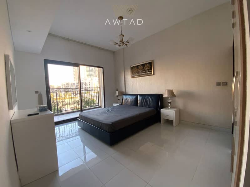 Vacant | Fully Furnished | Road View | Huge Layout - Image 13