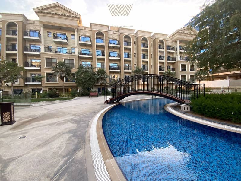 Vacant | Fully Furnished | Road View | Huge Layout - Image 15