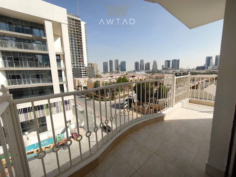 Ready to Move in | Huge Layout | Community View