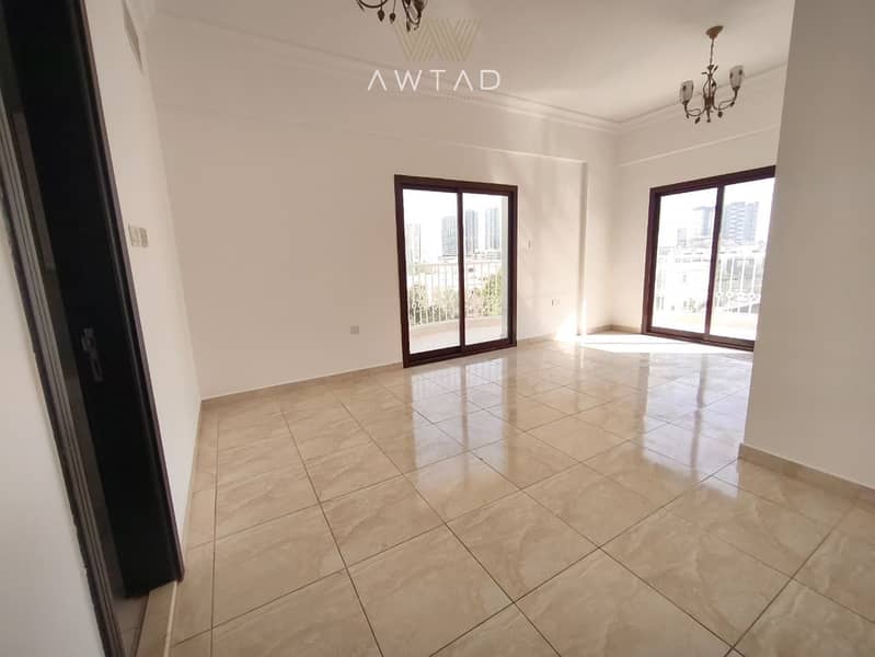 Ready to Move in | Huge Layout | Community View