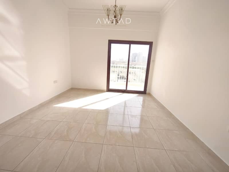 Ready to Move in | Huge Layout | Community View - Image 8