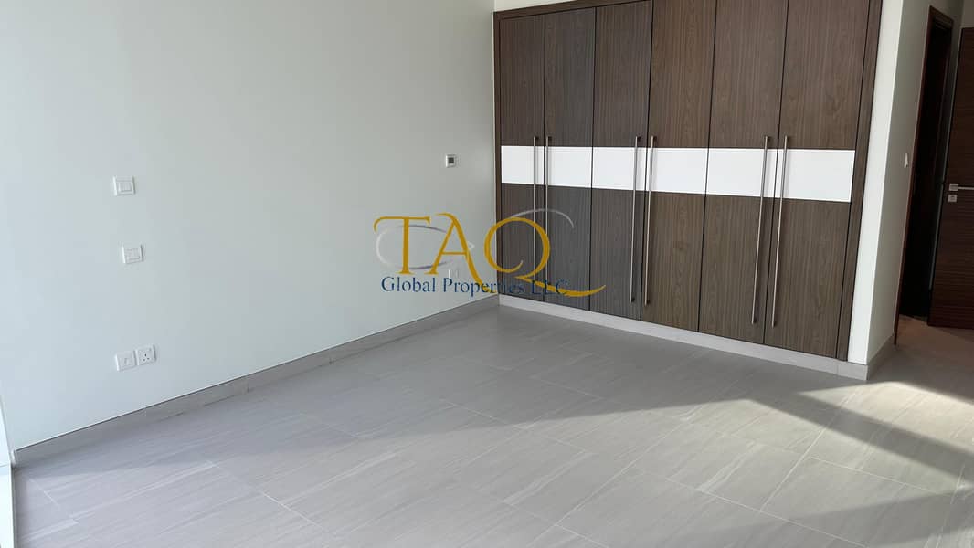 Massive balcony | HOT listing | viewing Is Advise | Ready to Move in - Image 6