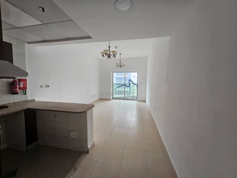 Chiller Free | Bright Unit | Prime Location