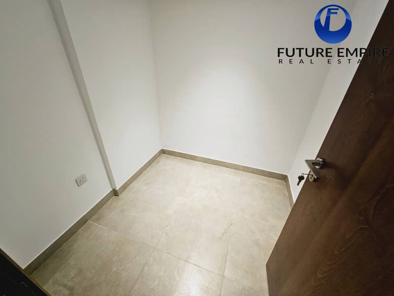 Luxurious 2BHK + Maids | Laundry Space | Gym Pool Parking - Image 10