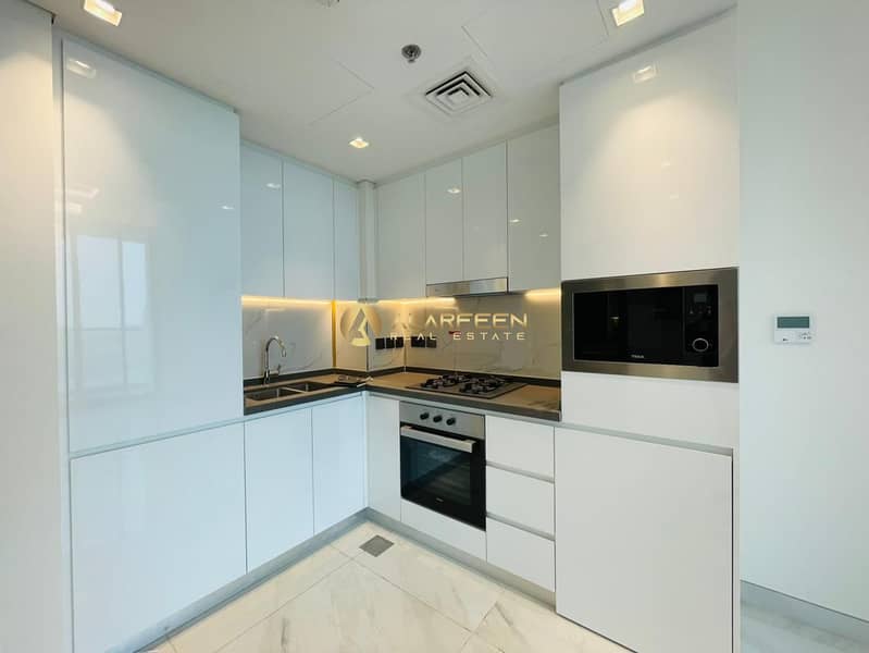 Spacious 1BR | Move In Ready | All Amenities