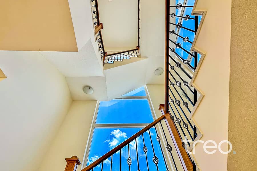 Vacant | Single Row | Premium location | 4 bed - Image 7