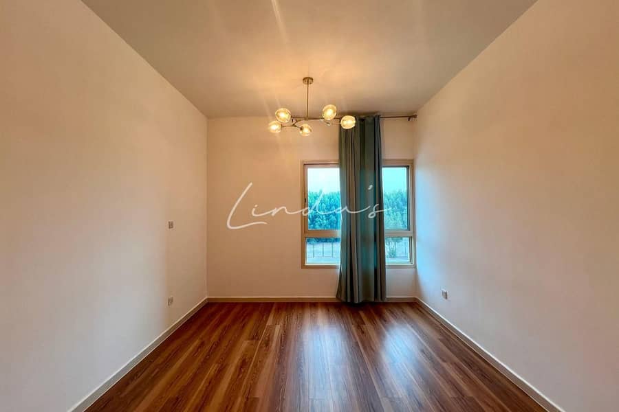 Upgraded | Open View | Chiller Free - Image 8