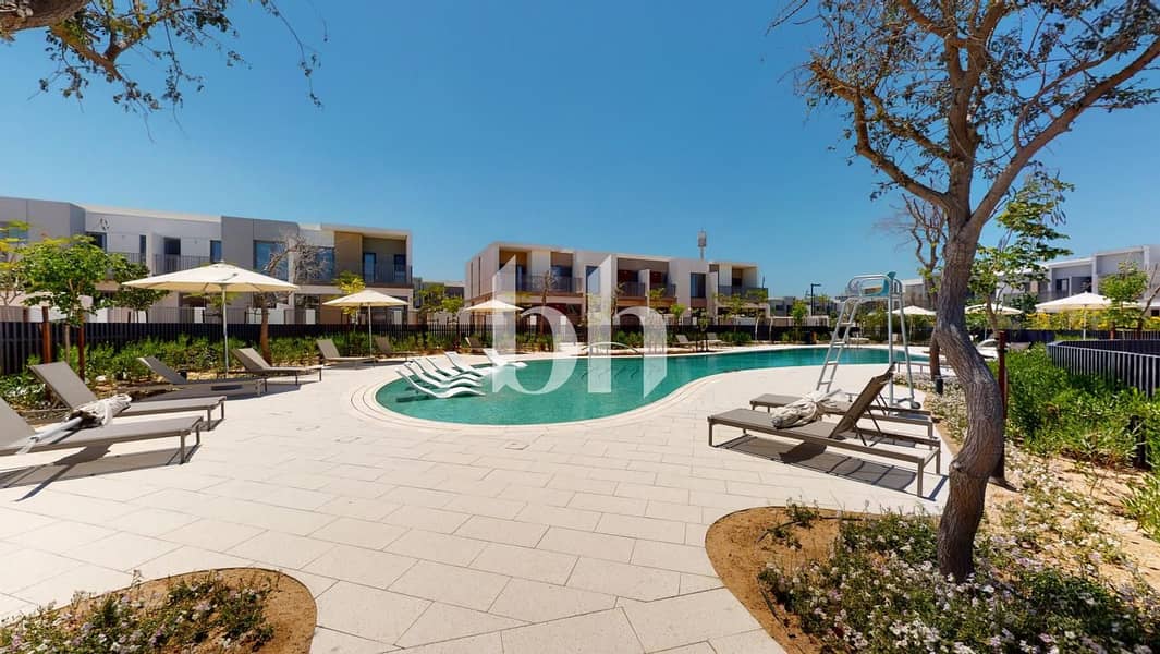 Move-in ready | Prime Location | Landscaped - Image 14