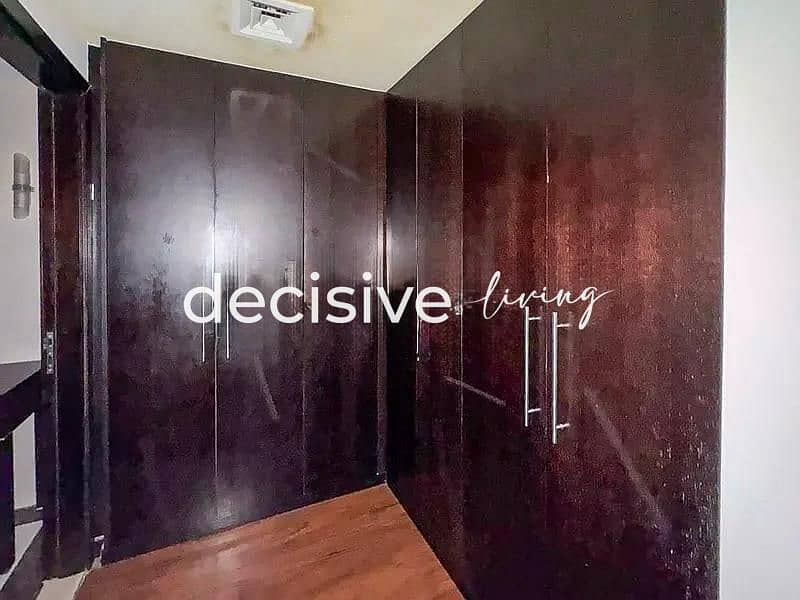 Chiller Free | Amazing View | Vacant - Image 7