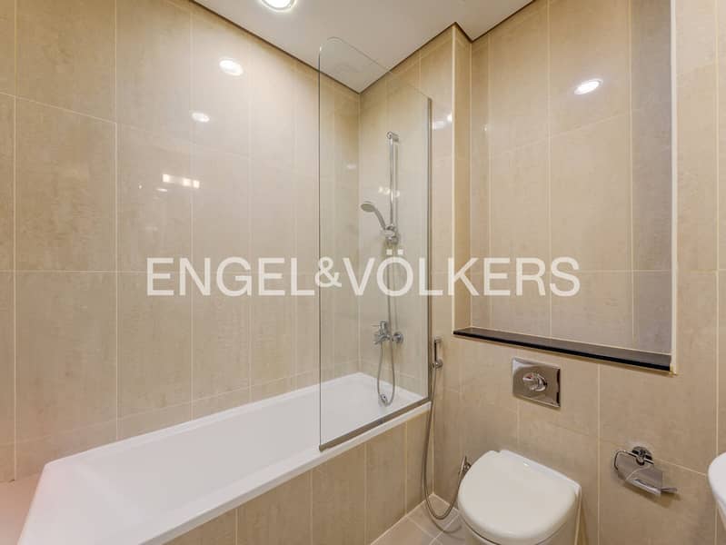 High floor | Golf and Canal View | New Decor - Image 10