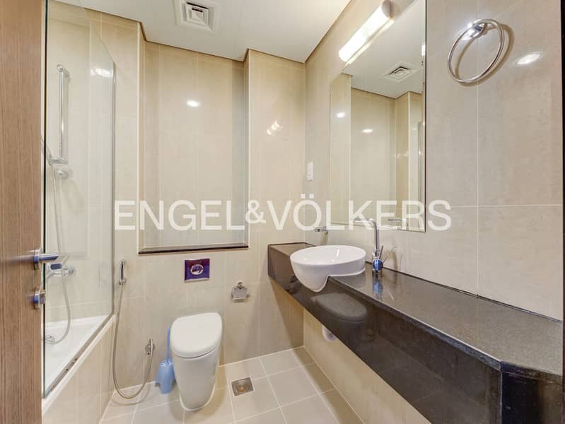 High floor | Golf and Canal View | New Decor - Image 11